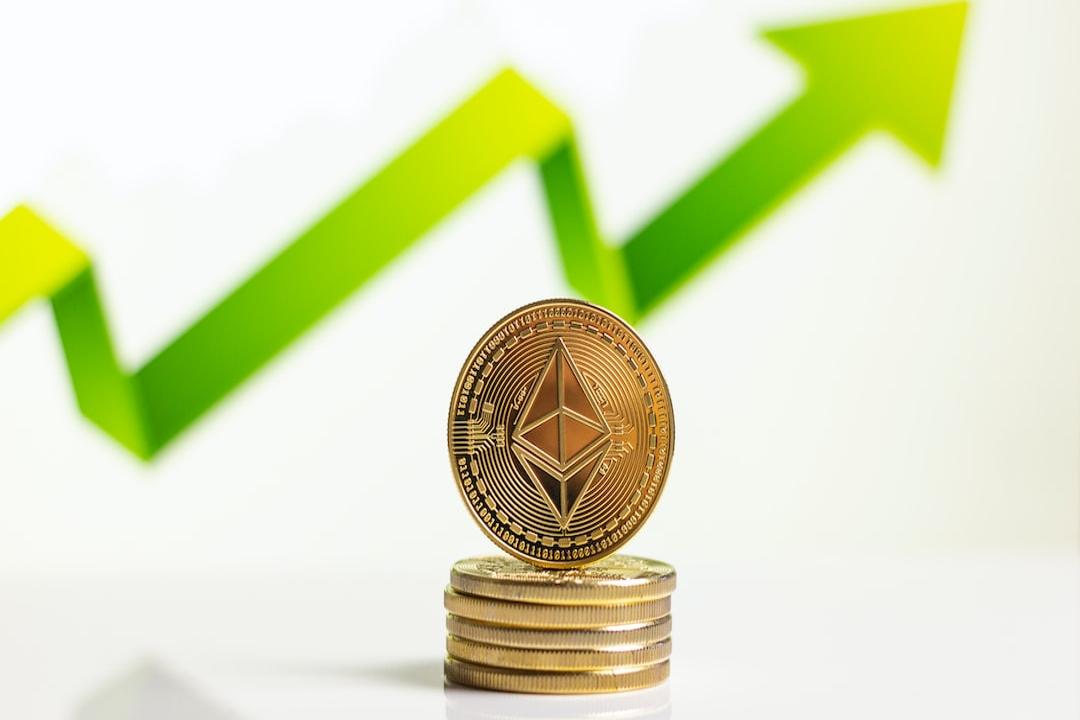 Bitcoin breaches $62k, Ethereum remains below $3,000, XRP experiences a dip, while Toncoin surges: Crypto price update on May 13.